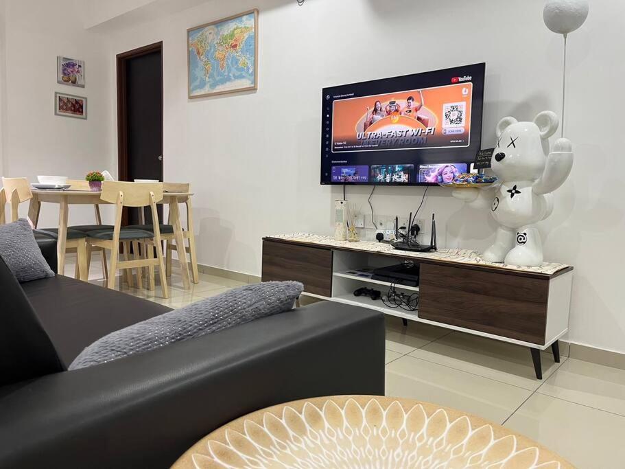 Cozy Haven Condo With Ps4 & Nexflix At Menara Sentral Bukit Mertajam Esterno foto